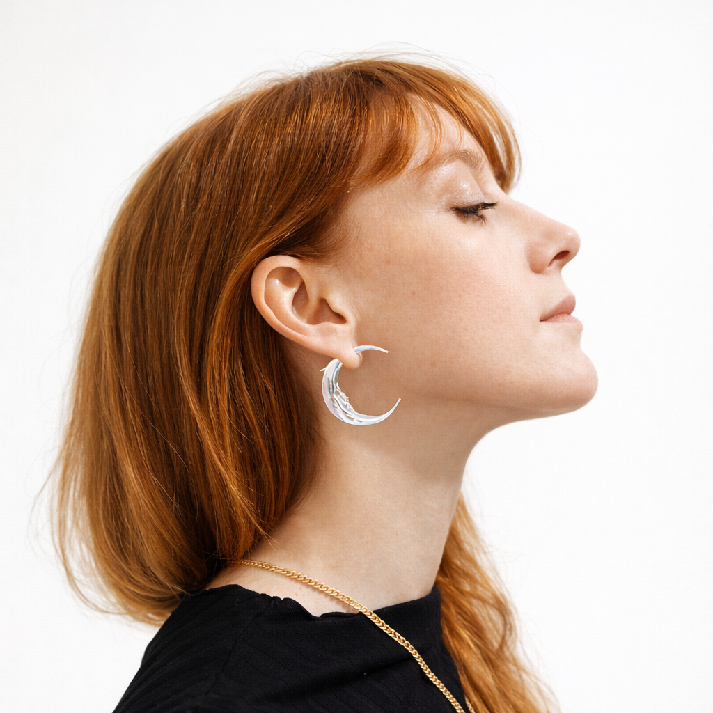 Lunática – Crescent Moon Earring
