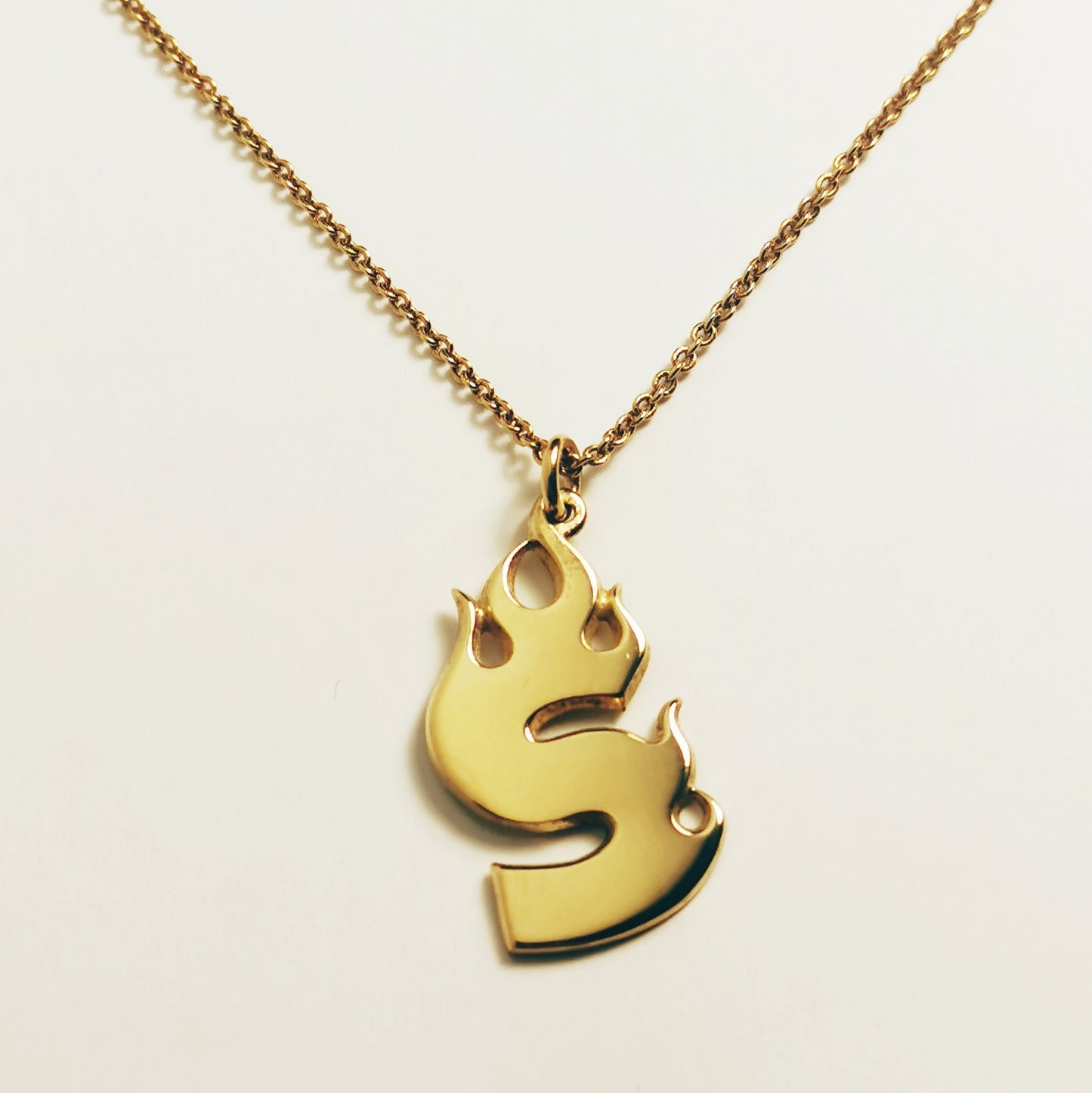 Fire Letter – Initial Necklace – Goldfilled Silver 925