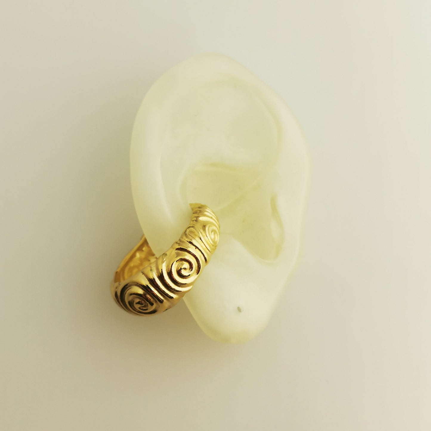 Dual Spiral – Adjustable Gold-Plated Ring & Ear Cuff (1 Microns)