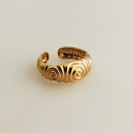 Dual Spiral – Adjustable Gold-Plated Ring & Ear Cuff (1 Microns)