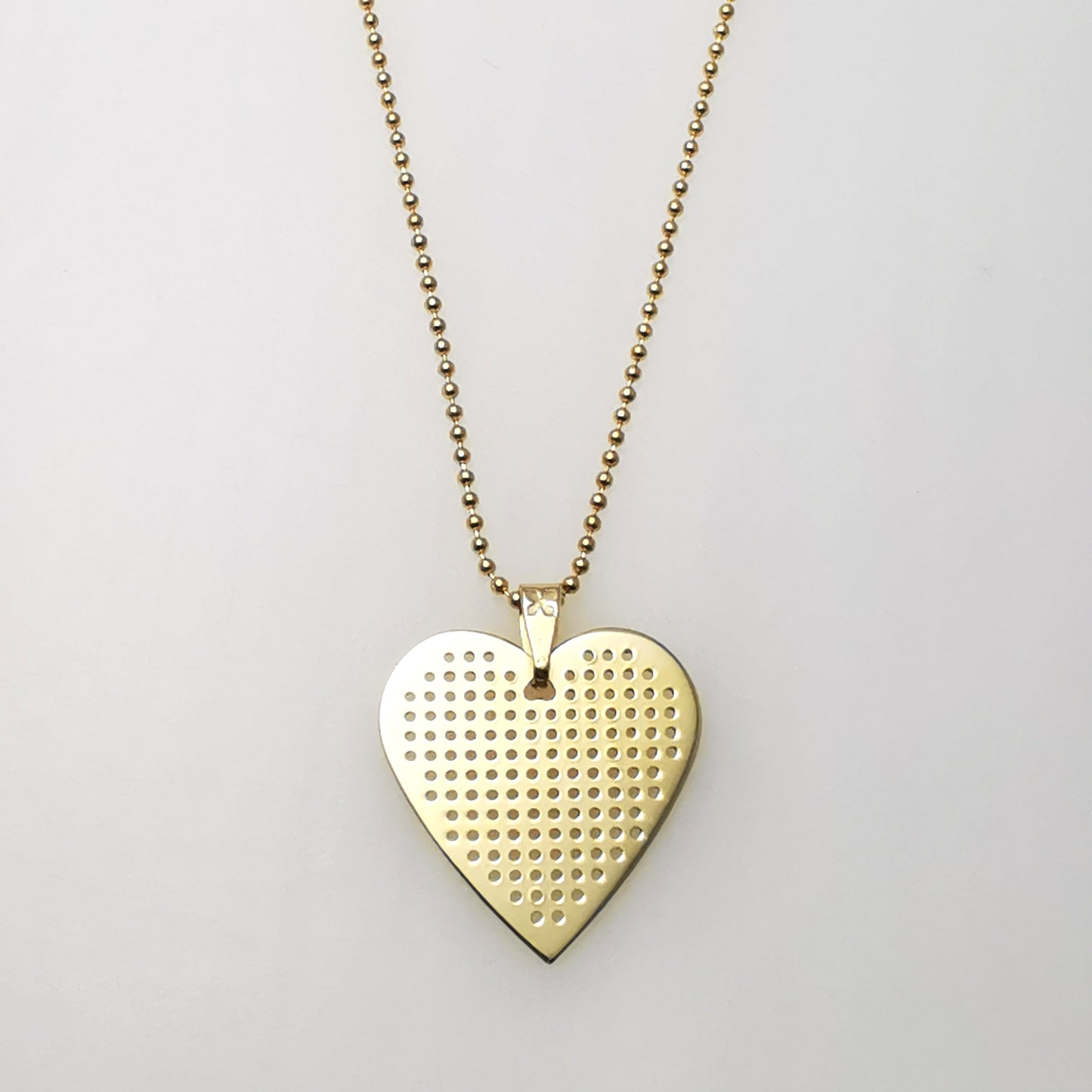 Sarcire Cor – Customizable Cross-Stitch Flash Gold-Plated Heart Necklace