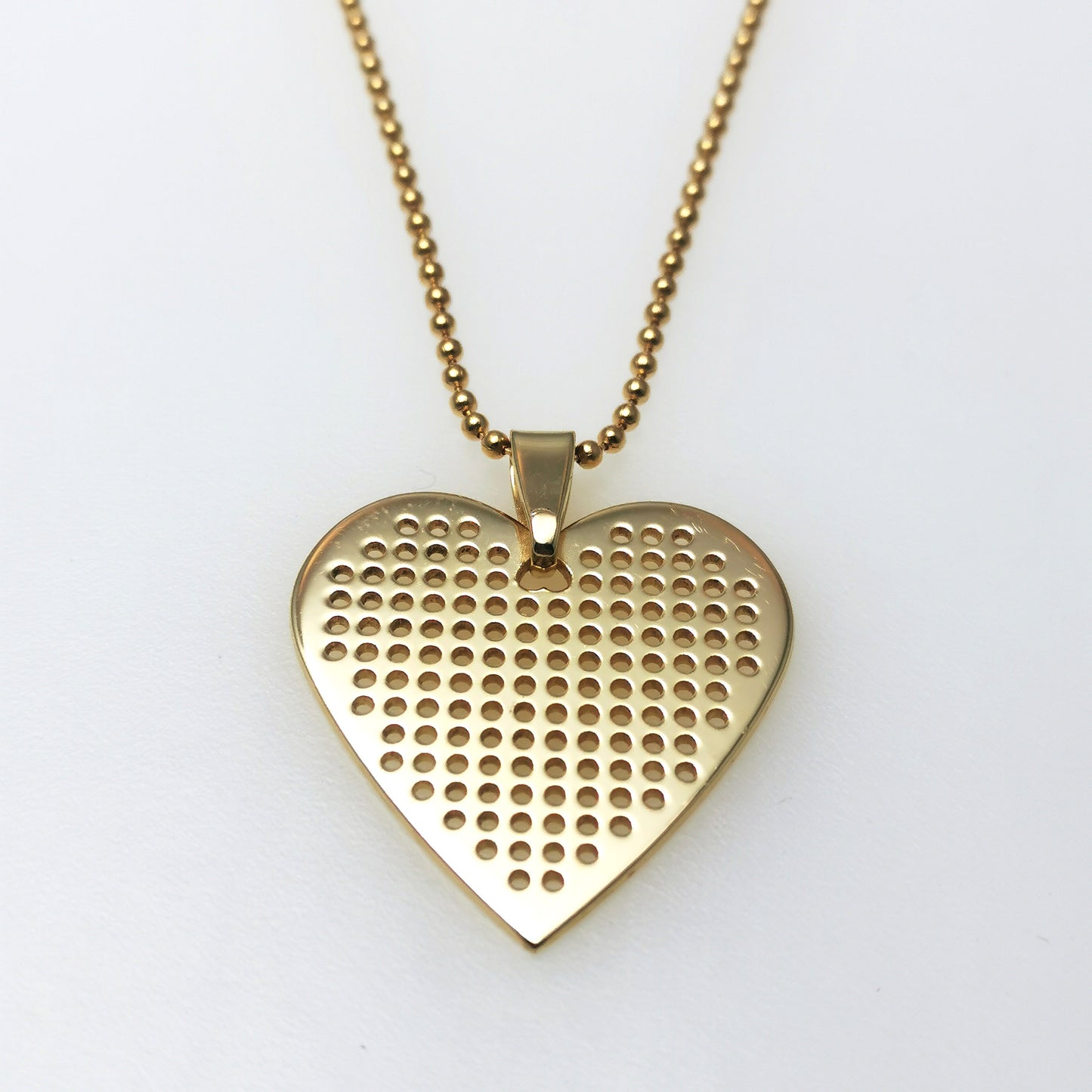 Sarcire Cor – Customizable Cross-Stitch Flash Gold-Plated Heart Necklace